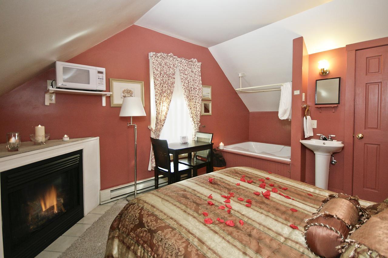 Spicer Castle Inn Extérieur photo