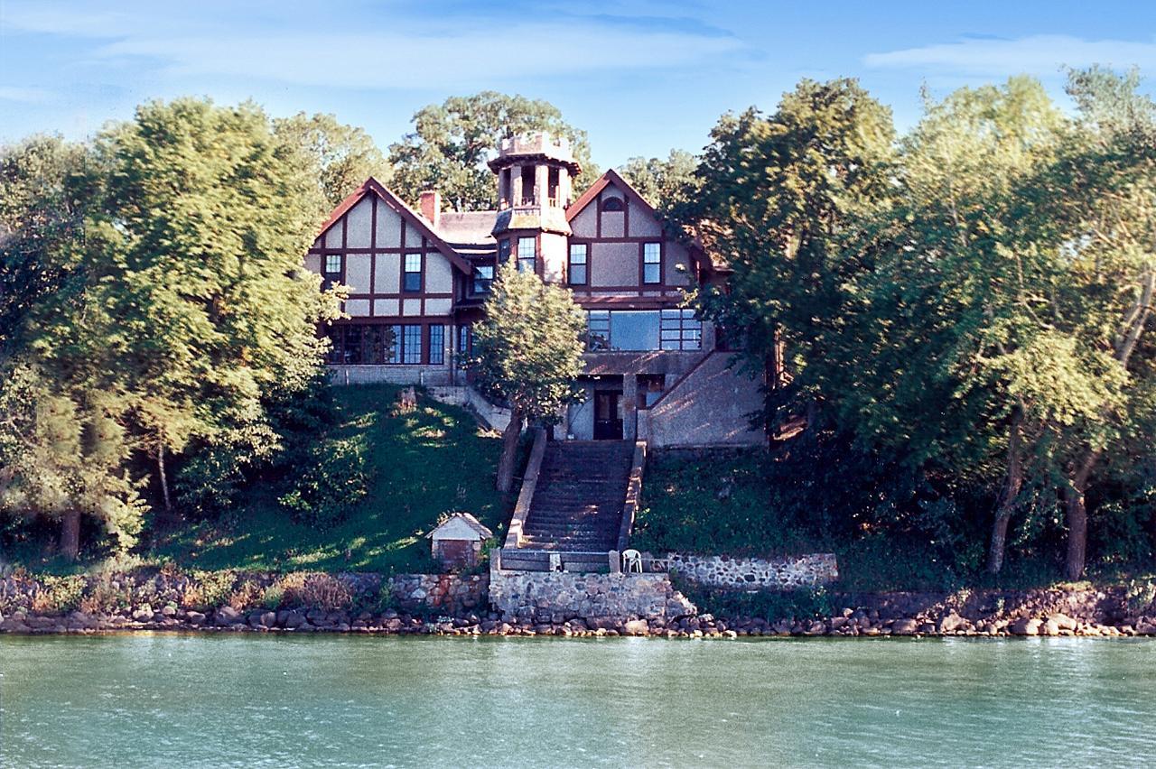 Spicer Castle Inn Extérieur photo